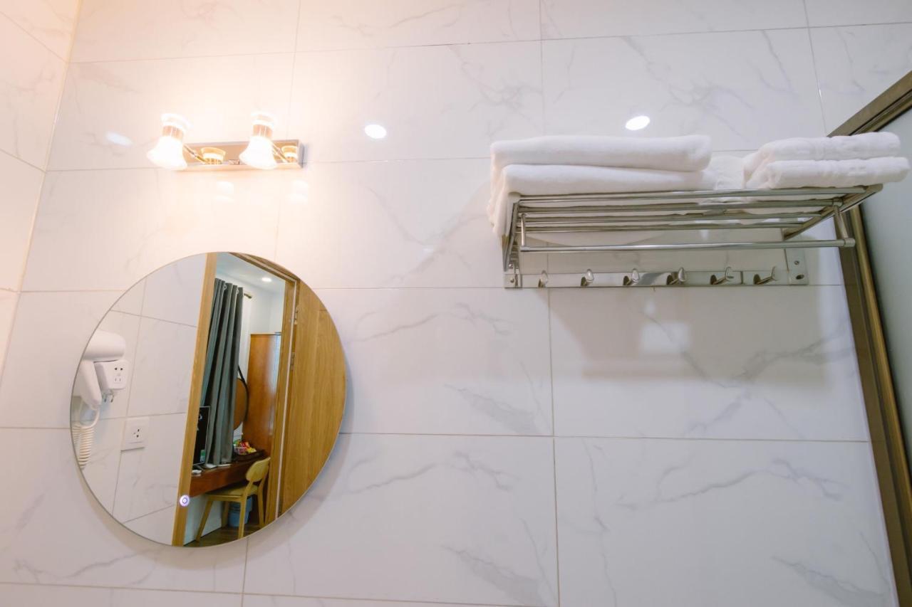 Thuan Phat Hotel Soc Trang Bagian luar foto
