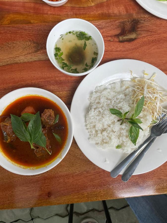Thuan Phat Hotel Soc Trang Bagian luar foto