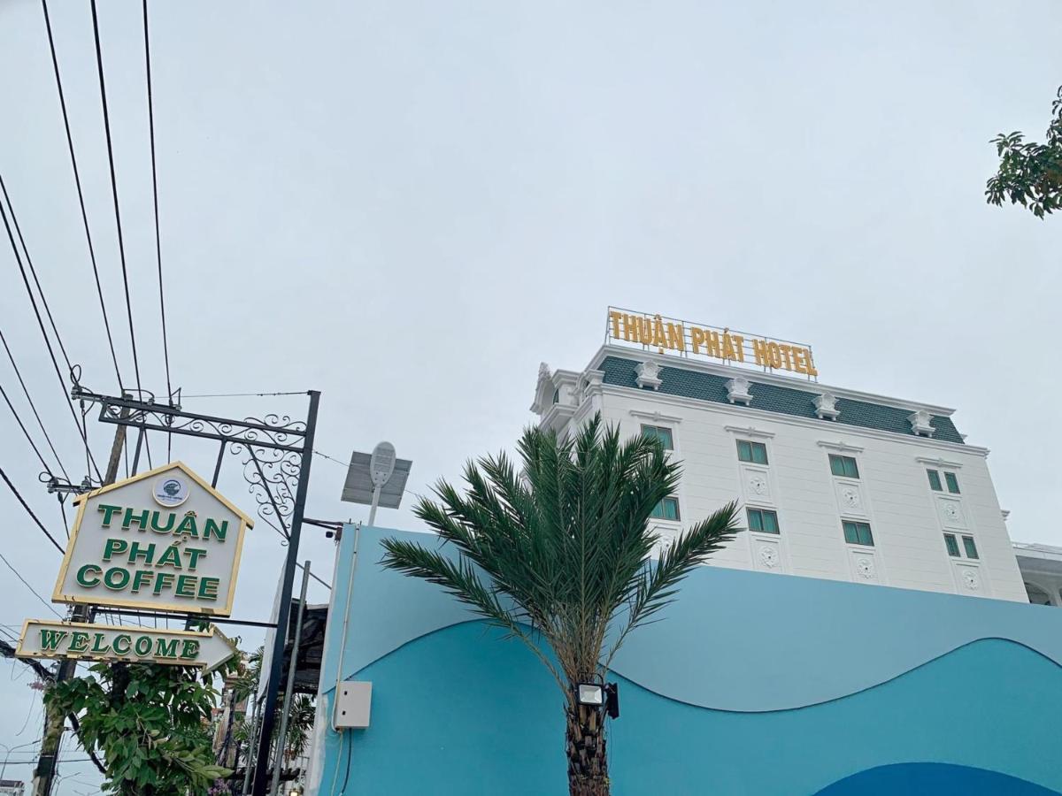 Thuan Phat Hotel Soc Trang Bagian luar foto